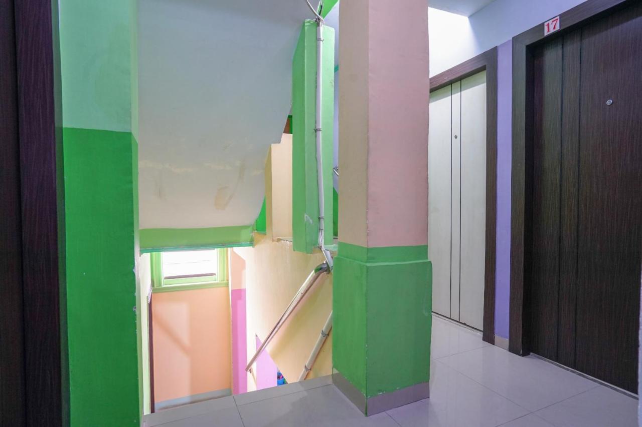 Oyo 1495 Hotel Lendosis Palembang Exterior photo